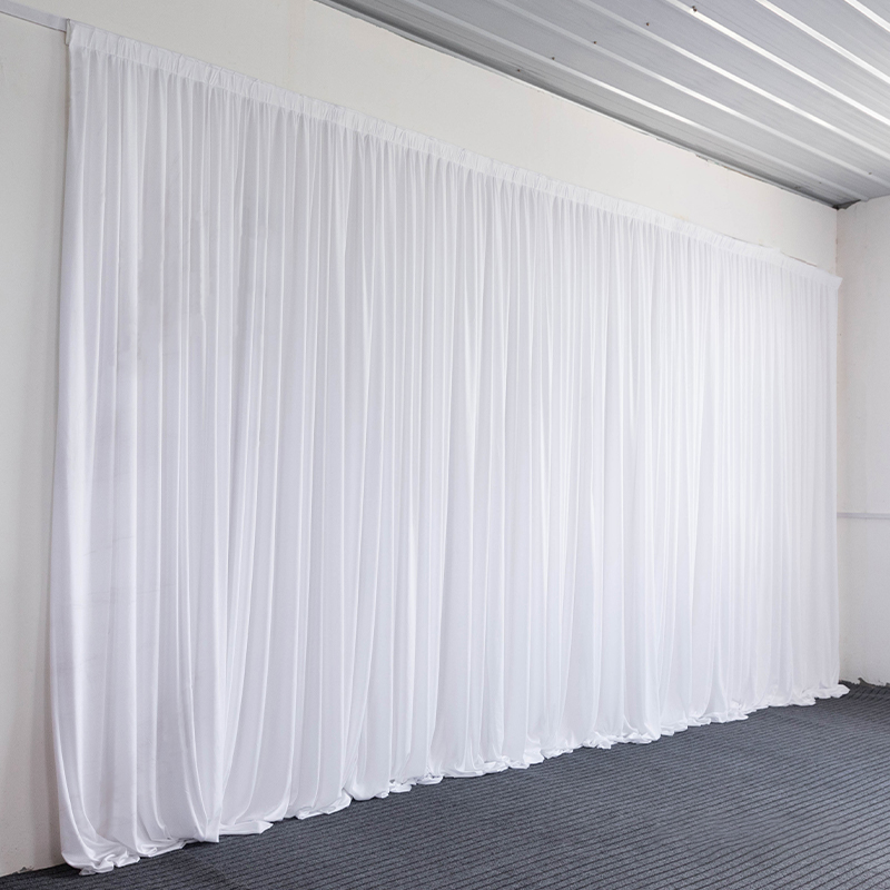 Weiche Luxus-Lycra Vorhänge in – Luxury Lifestyle Photography Bewertung und Preis