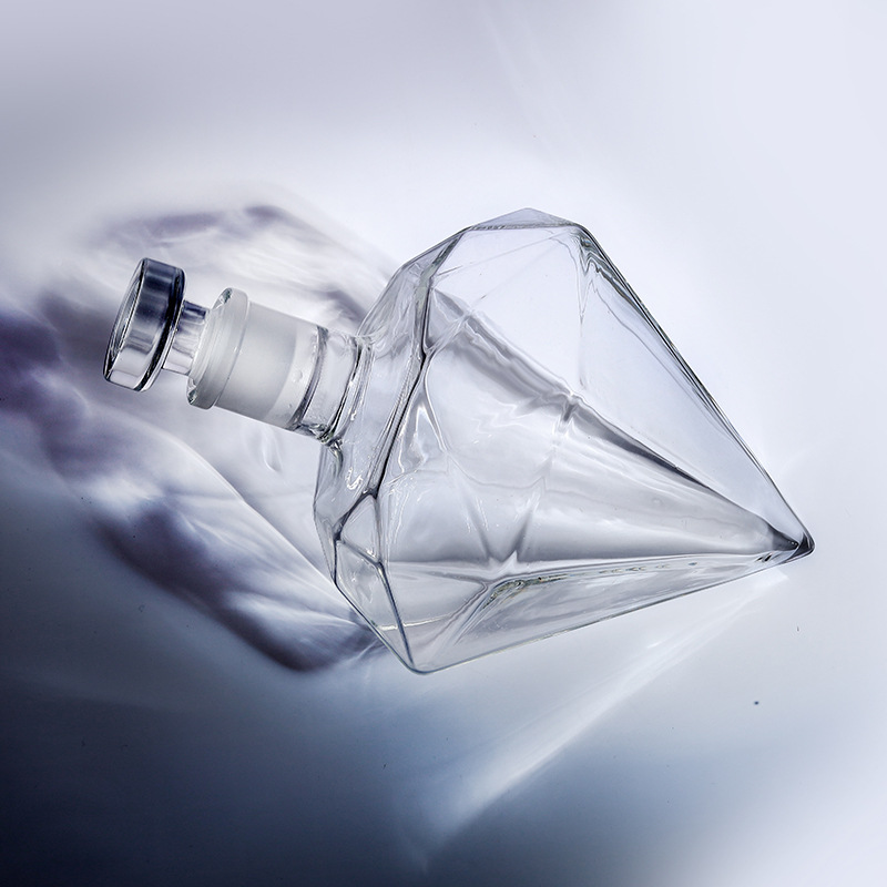 Diamantgeschliffener Whisky-De – Glass Decanter Whiskey Bewertung und Preis